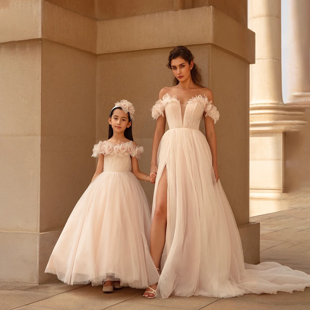 

Floor Length Flower Girls Dress Strapless A-Line Prom Dress For Wedding Customized Back Bows Party Gown