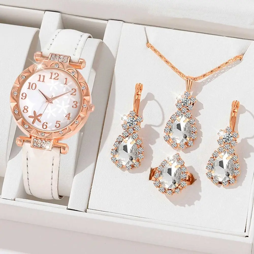 New Rhinestones Watch Jewelry Set with Leather Strap Heart Shape Watch Bracelet Set Star Digital Scale Diamond Watch Gift
