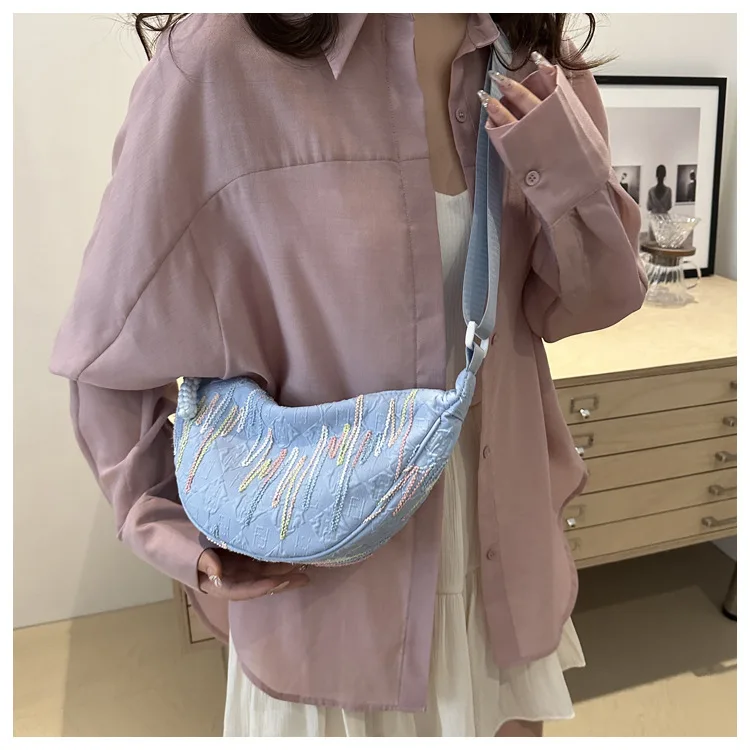 Minimalistische Umhängetasche im japanischen Stil für Damen, kleine Umhängetasche für das Handy, leichte und vielseitige Dumpling-Tasche für Mädchen – Detail 2