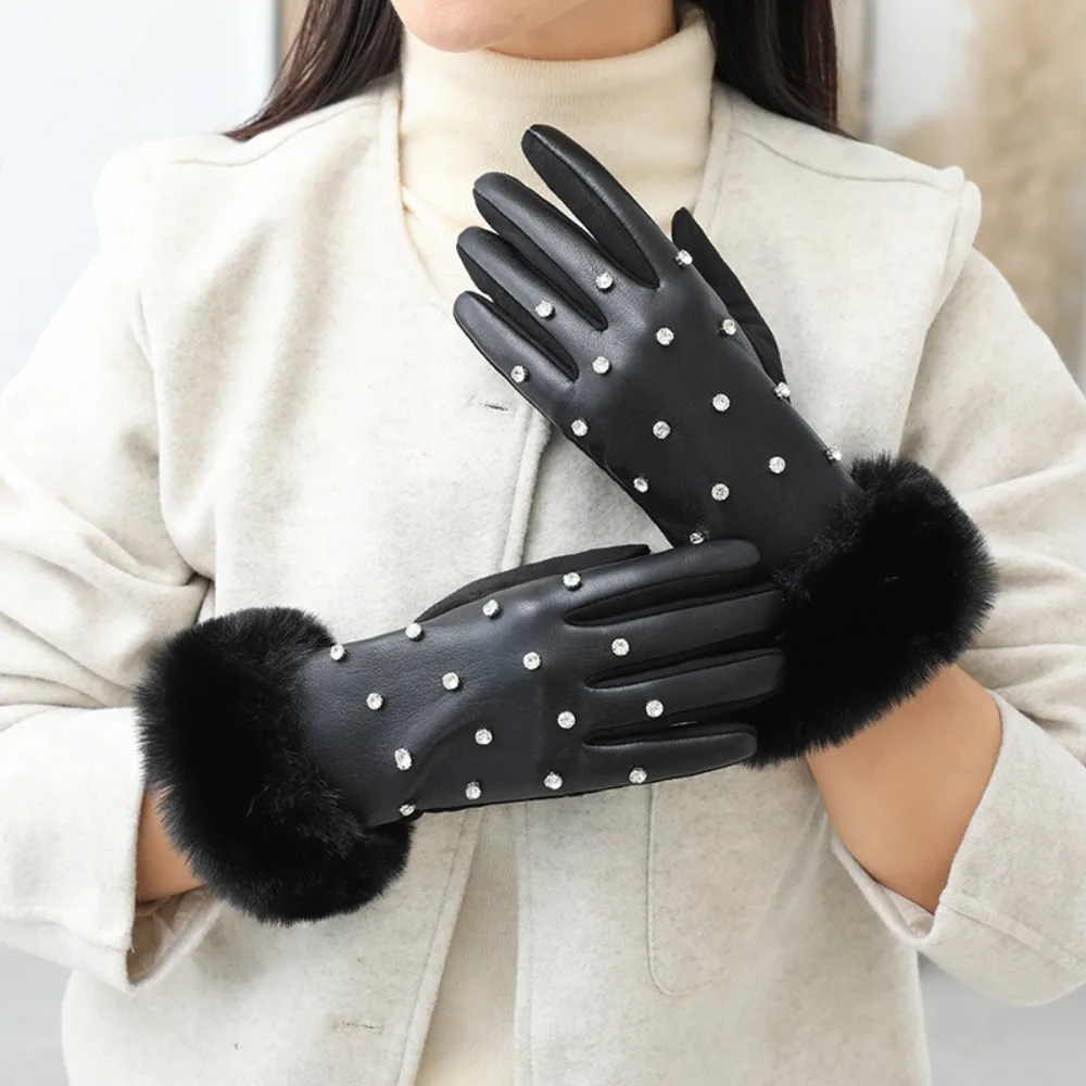 

Cute Velvet Rhinestone Winter Gloves Plush Soft Pu Leather Gloves Solid Color Windproof Women Warm Mittens Outdoor