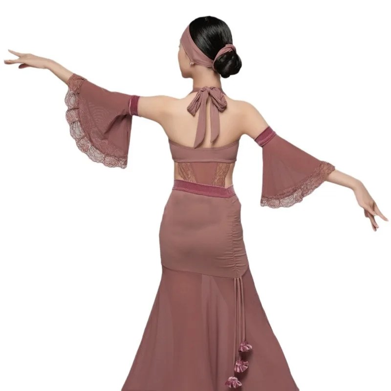 カスタマイズされた女の子のラテンダンススーツノースリーブぶら下げネックレーストップフィッシュテールスカート分割練習社交競技ドレス