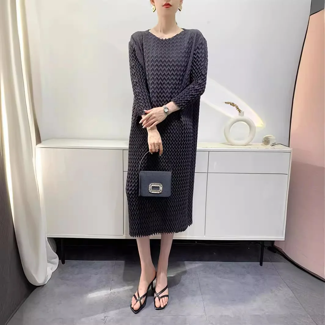 Miyake Style Pleated Dress for Women 2024 Summer Handmade Pineapple Pleated O Neck Three-quarter Sleeve Elegant Mid-length Skirt