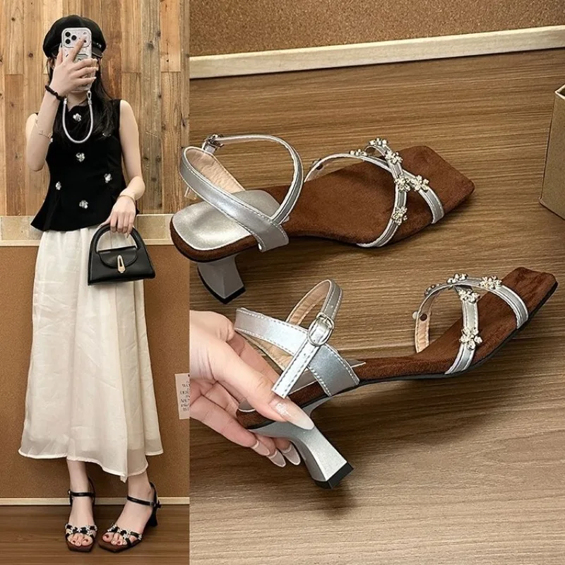 

French Sandals Women 2026 New Low Heel Retro Roman Shoes Beautiful Rhinestone Not Tired Feet High Heels