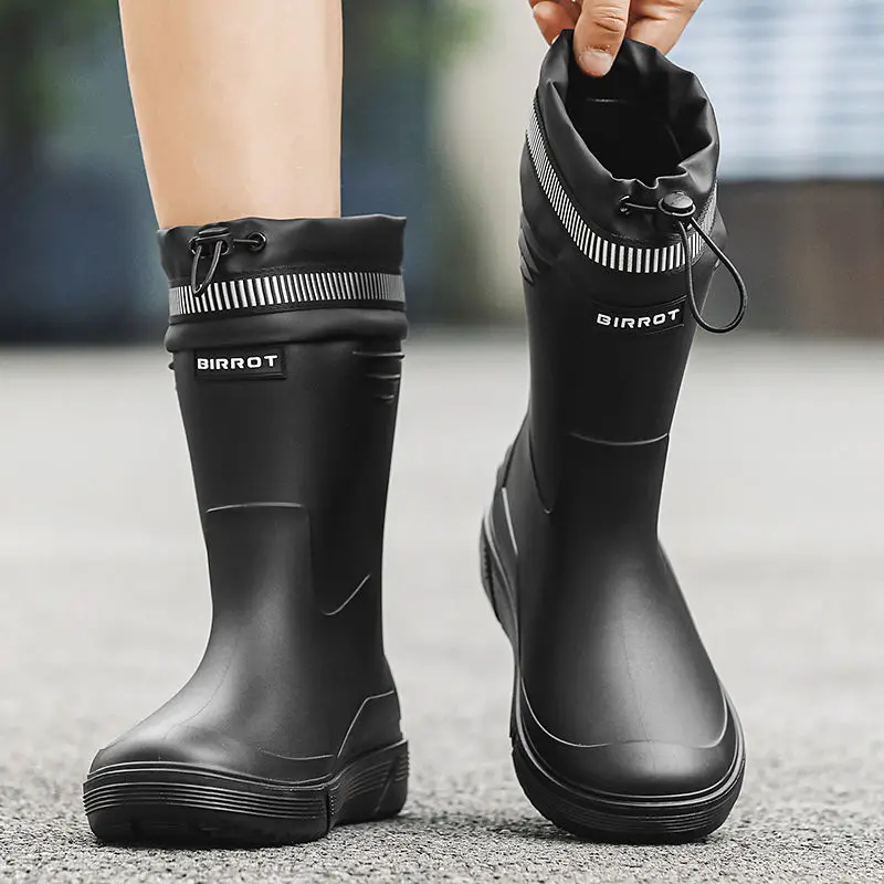 

Chef Kitchen Waterproof Drawstring Warm Mid-calf Man Shoes Garden Mud New Fashion Plastic Wide Toes Fishing Rain Boots for Men