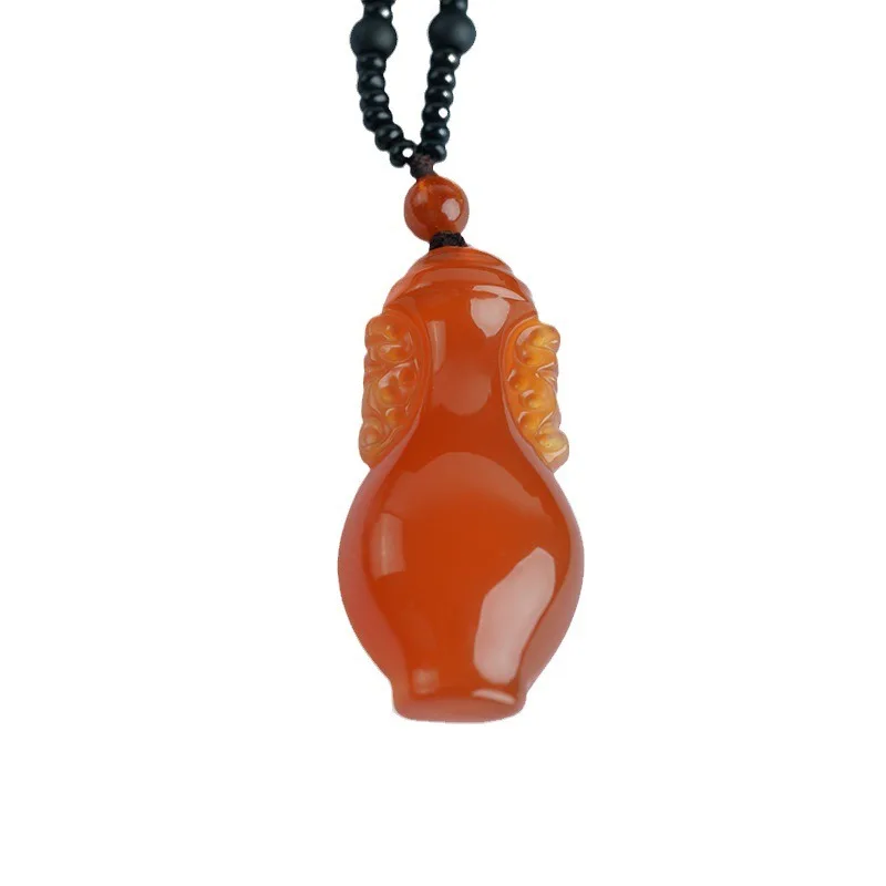 

Ice Chalcedony Vase Pendant Boutique Versatile Men's and Women's Icy Agate Pendant