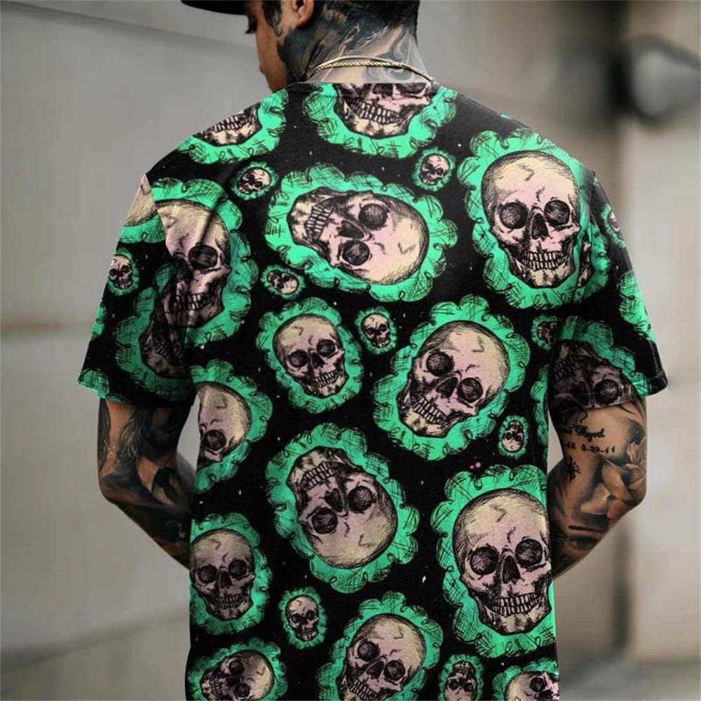 New casual sports comfortable, fashionable and breathable, retro skull pattern multi-color short sleeve T-shirt on the back