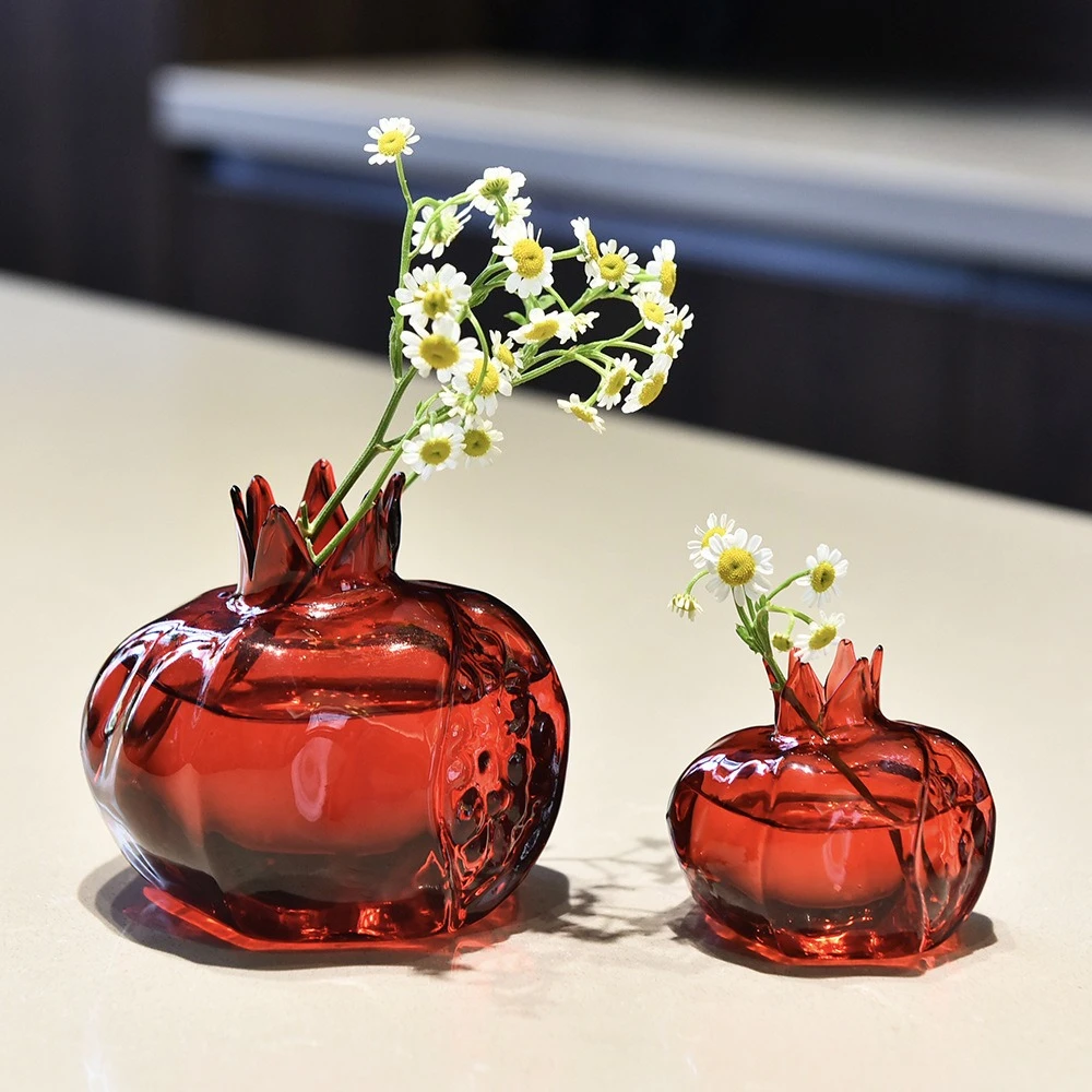 Red Glass Pomegranate Vase Chinese Style Mini Tabletop Hydroponic Flower Holder Home Office Desk Decorative Centerpiece