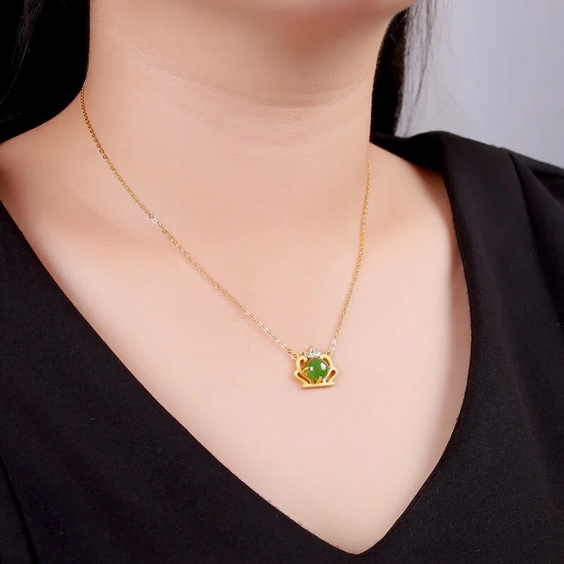 SGARIT New Arrival Hetian Green Jade S925 Silver Inlay 15*16mm Crown Collarbone Necklace Gold-Plated Craftwork Plump Texture