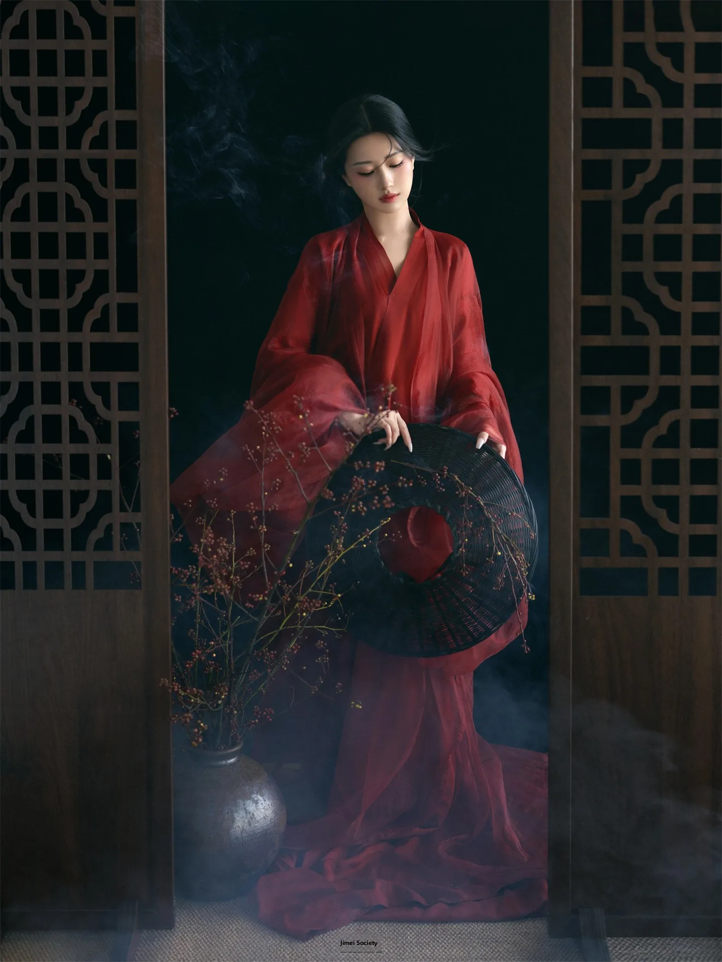 

Художественная фотосъемка: Традиционный китайский костюм Ханьфу (красный воинский халат) для студийных фотосессий, женский модный наряд в стиле Яньлянге