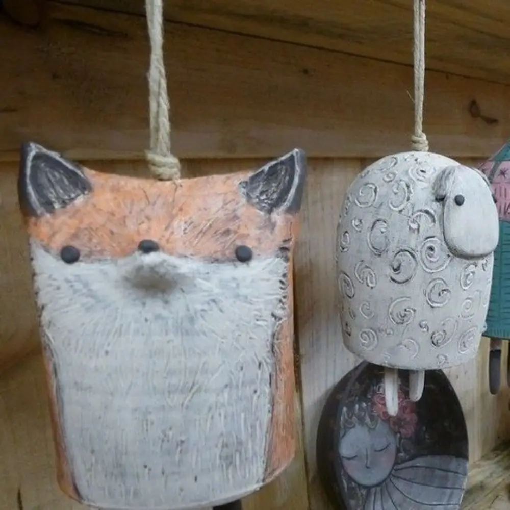 

Beautiful Rustic Style Resin Animal Wind Chime Hanging Decorative Garden Pendants Cute Resin Animal Crafts Door Outdoor Decor