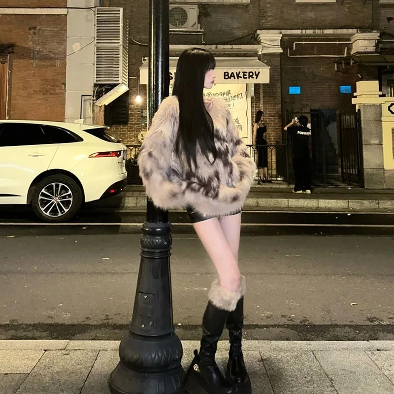 

Модные бархатные вязаные свитера из искусственной норки, женские осенние корейские шикарные жаккардовые пуловеры с бабочкой, волосатый пуловер Y2K, свободные теплые джемперы с круглым вырезом