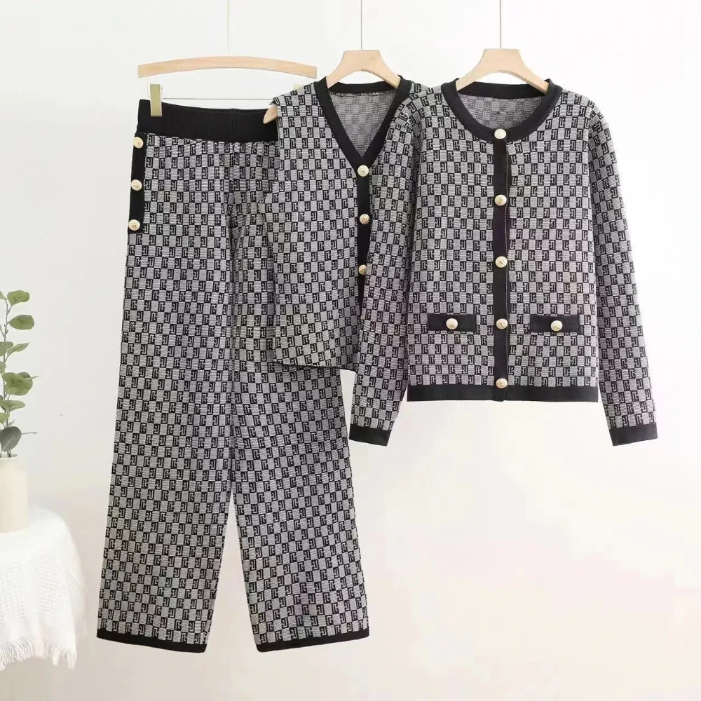Spring and Summer Fashion New Button Versatile Slimming and Wide Leg Trend V-neck Vest Cardigan Knitted Three Piece Set