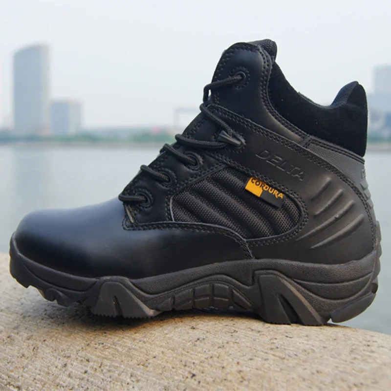 Botas tácticas de cuero impermeable para desierto y exterior