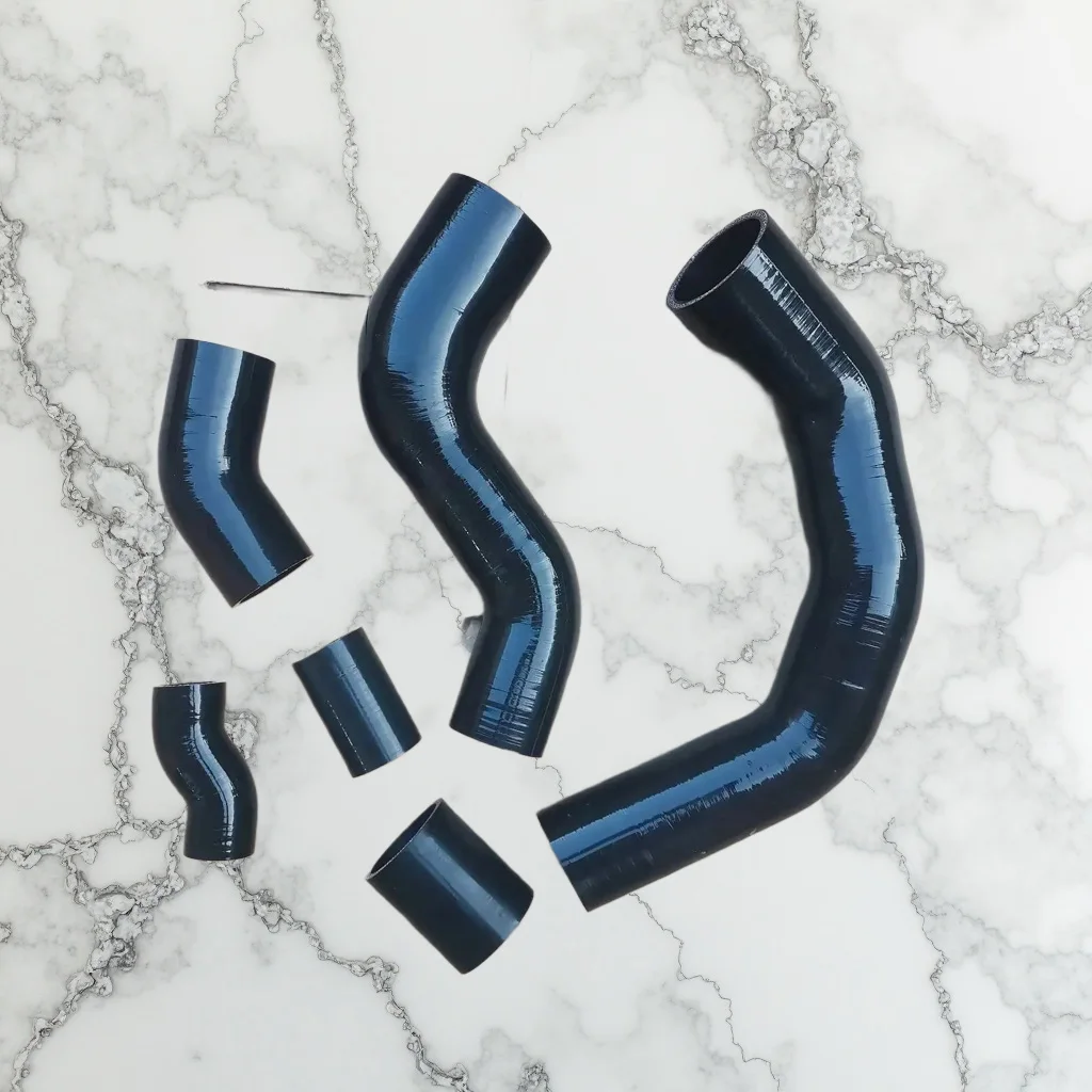 Силиконовый шланг турбозарядного устройства интеркулера для Ford Fiesta MK7 ST180 1,6 EcoBoost 2013-2017 Силиконовый шланг турбозарядного устройства интеркулера для Ford Fiesta MK7 ST180 1,6 EcoBoost 2013-2017