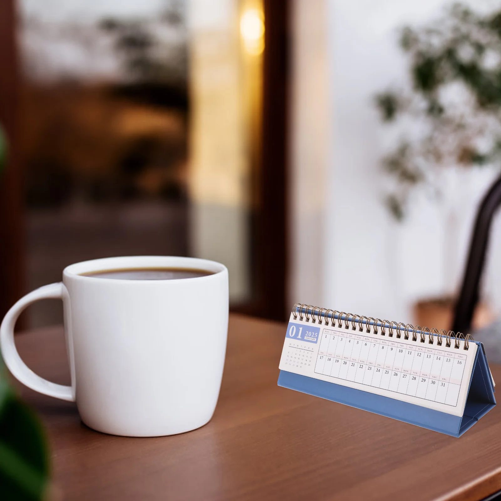 

Настольный календарь-планер 2025: горизонтальный, откидной, миниатюрный, элегантный, с отслеживанием дат и списком дел для офиса и дома