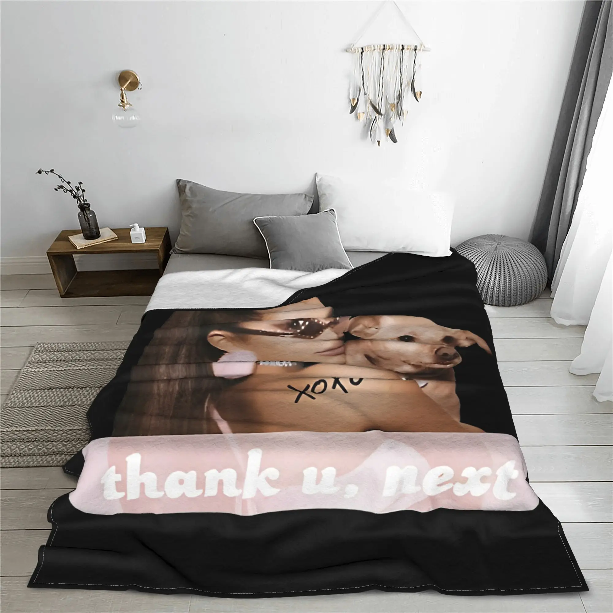 Vintage Pop Music R&B Blanket Fleece Print Arianas Grandes   Multifunction Warm Throw Blanket for Sofa Couch Bedspreads