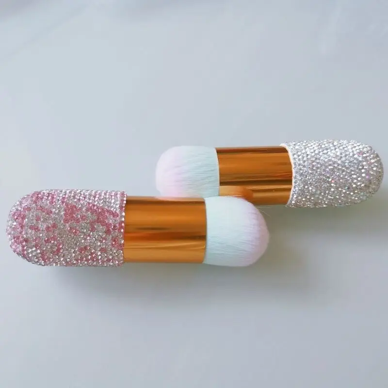 

Luxurious Diamond-studded Chunky Simple And Convenient Bullet Head Blush High-value Soft Bristle Loose Powder Setting Brush