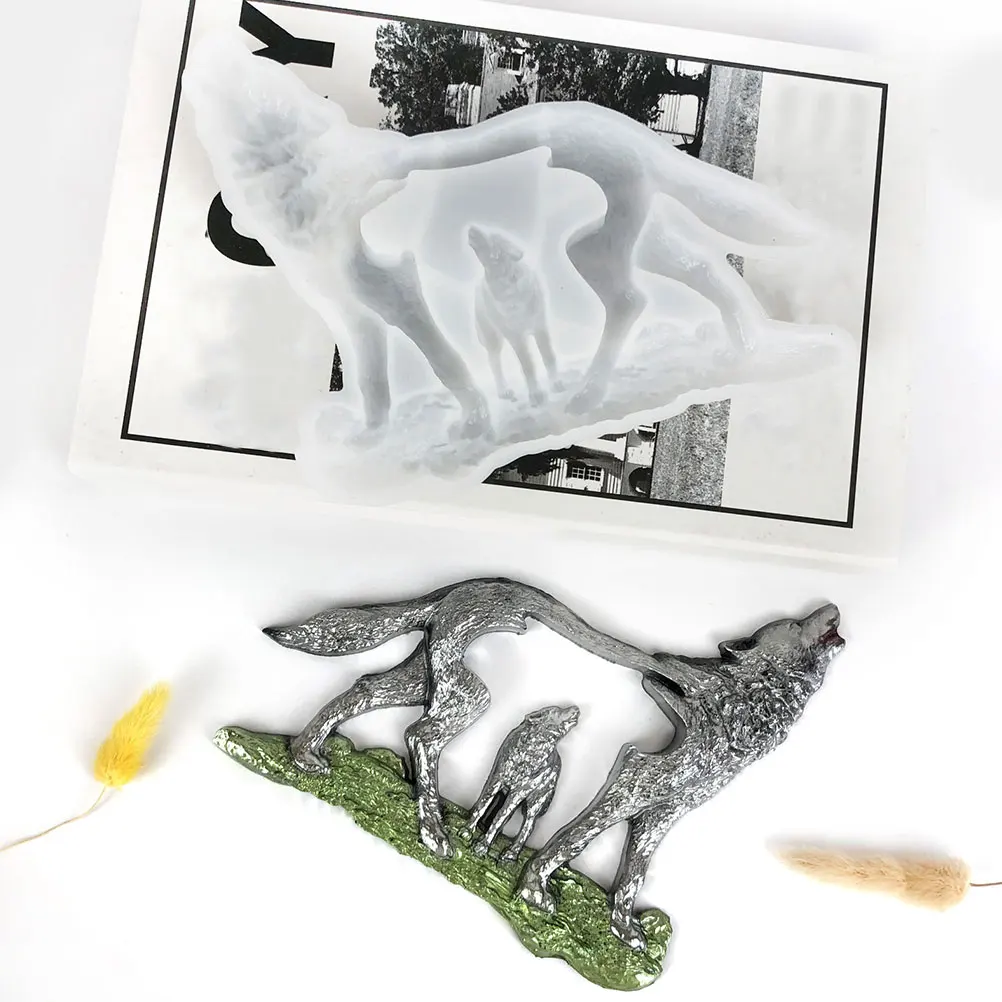 

Silicone Wolf Mold for Resin Crafts DIY Wolf Shape Casting Mold Easy Demoulding Craft Supply for Creative Home Decor Projects