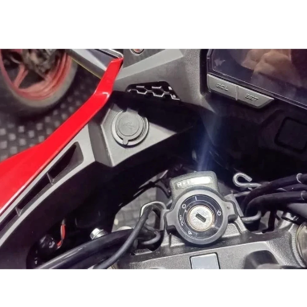 For HONDA CB500X CB 500 X CB 500X CB500 X 2023 Accessories Dual USB Charger Plug Socket Power Adapter Type-C Voltage Display
