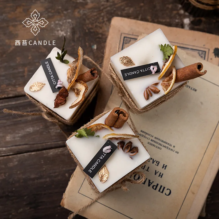 Customized pastoral aromatherapy candles, plant essential oil fragrances, new smokeless glass wax, hand gifts, annual meeting gi