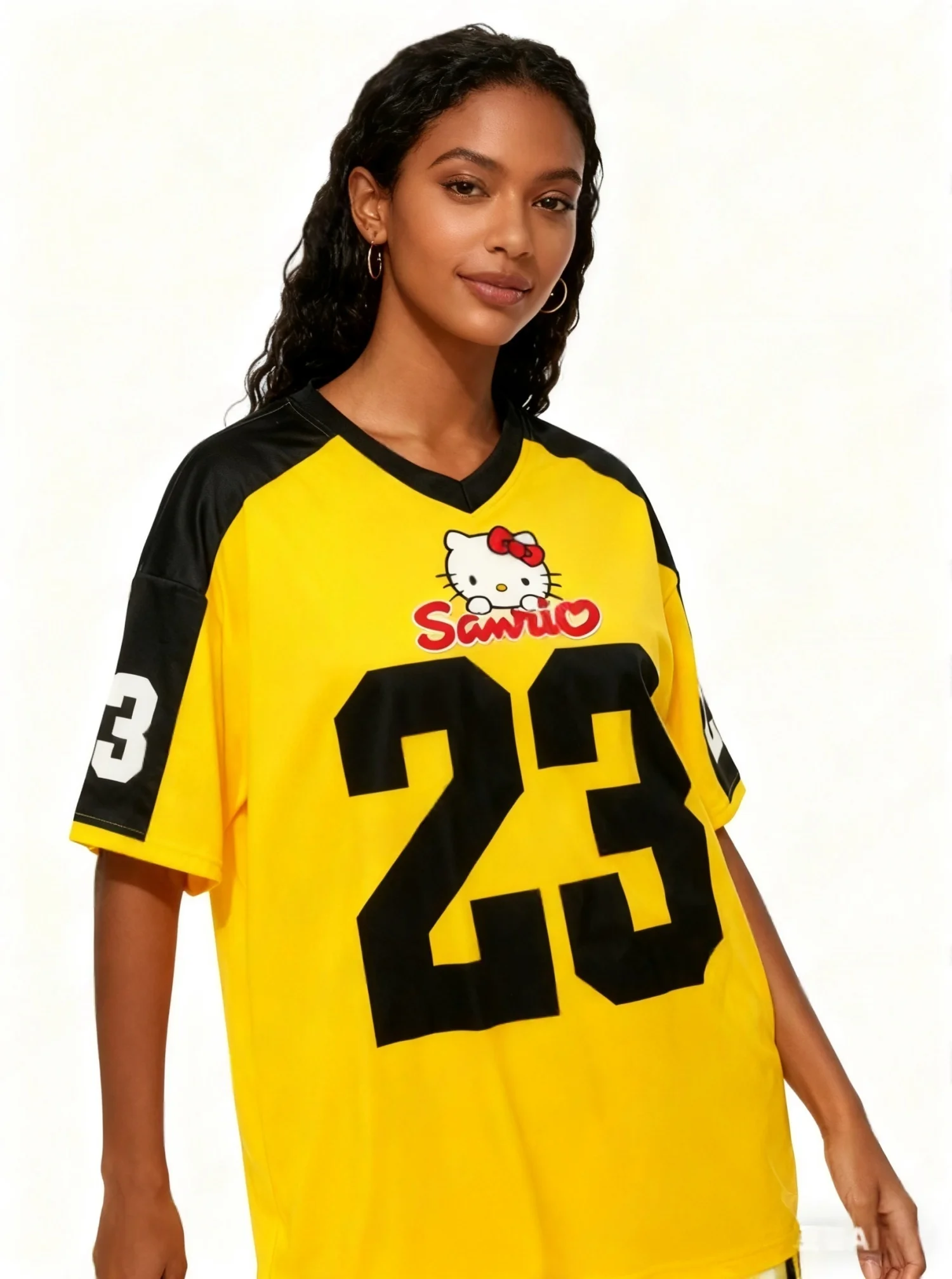 camiseta-sanrio-family-hello-kitty-serie-no23-camiseta-de-verao-doce-e-estilosa-oversized-para-adultos-novo-estilo-roupa-de-maternidade