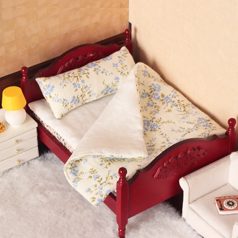 Vintage Floral Bedding Set, Dollhouse Mini Quilt Pillow Bed Linen Accessory, Handmade Fabric Prop for BJD Blythe OB11 Diorama