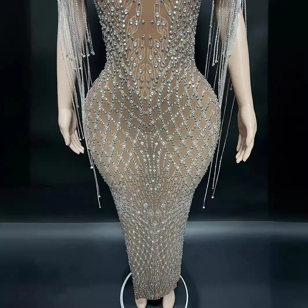 Robe en maille à pompons pour femme, diamant, manches courtes, robe mince élégante, fête, danse, éducatif, 2025