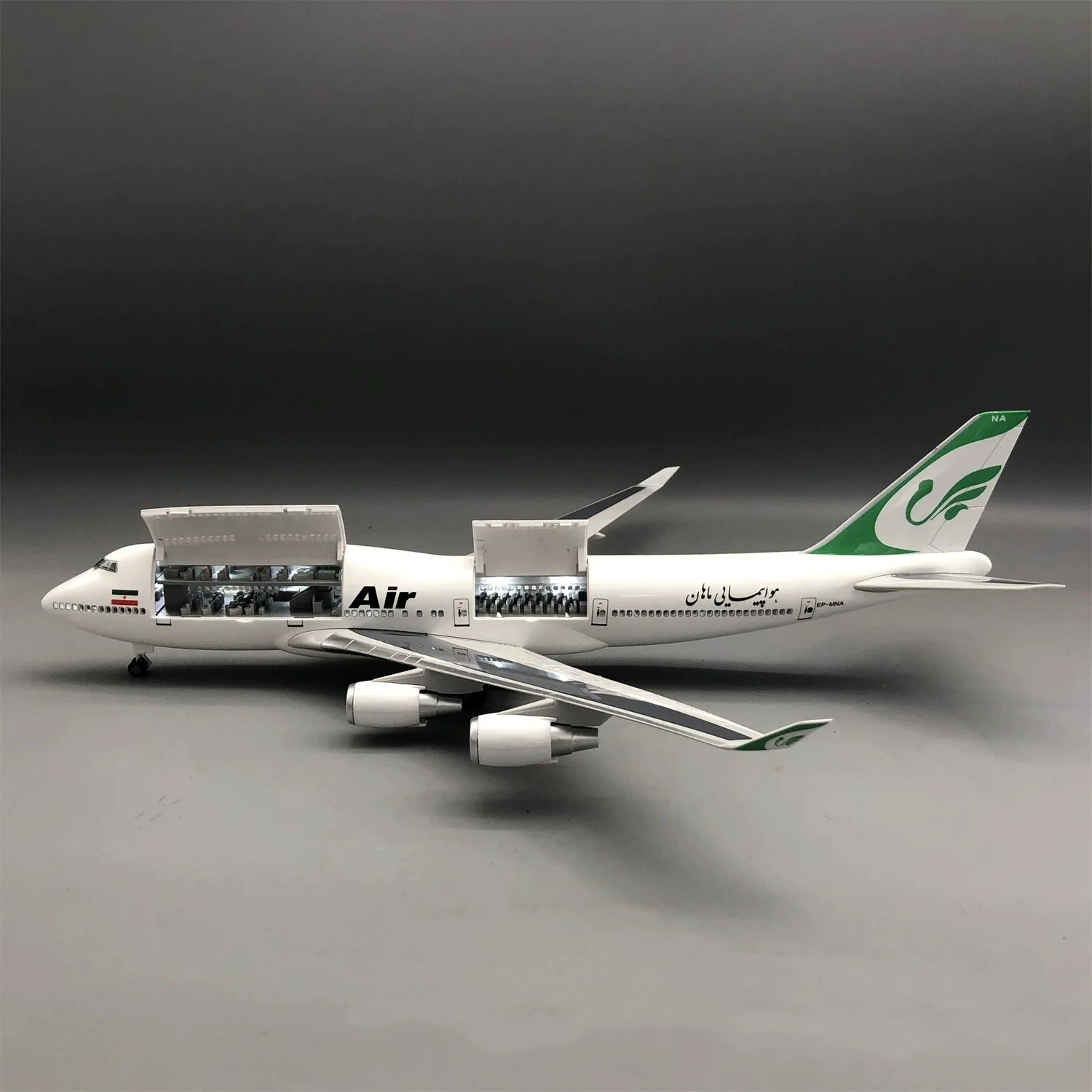 

47cm Mahan Airways B747-400 Airplane Model Resin Diecast 1/150 Scale Aircraft Opened Hatch Door Led Lamp Static Aviation Display