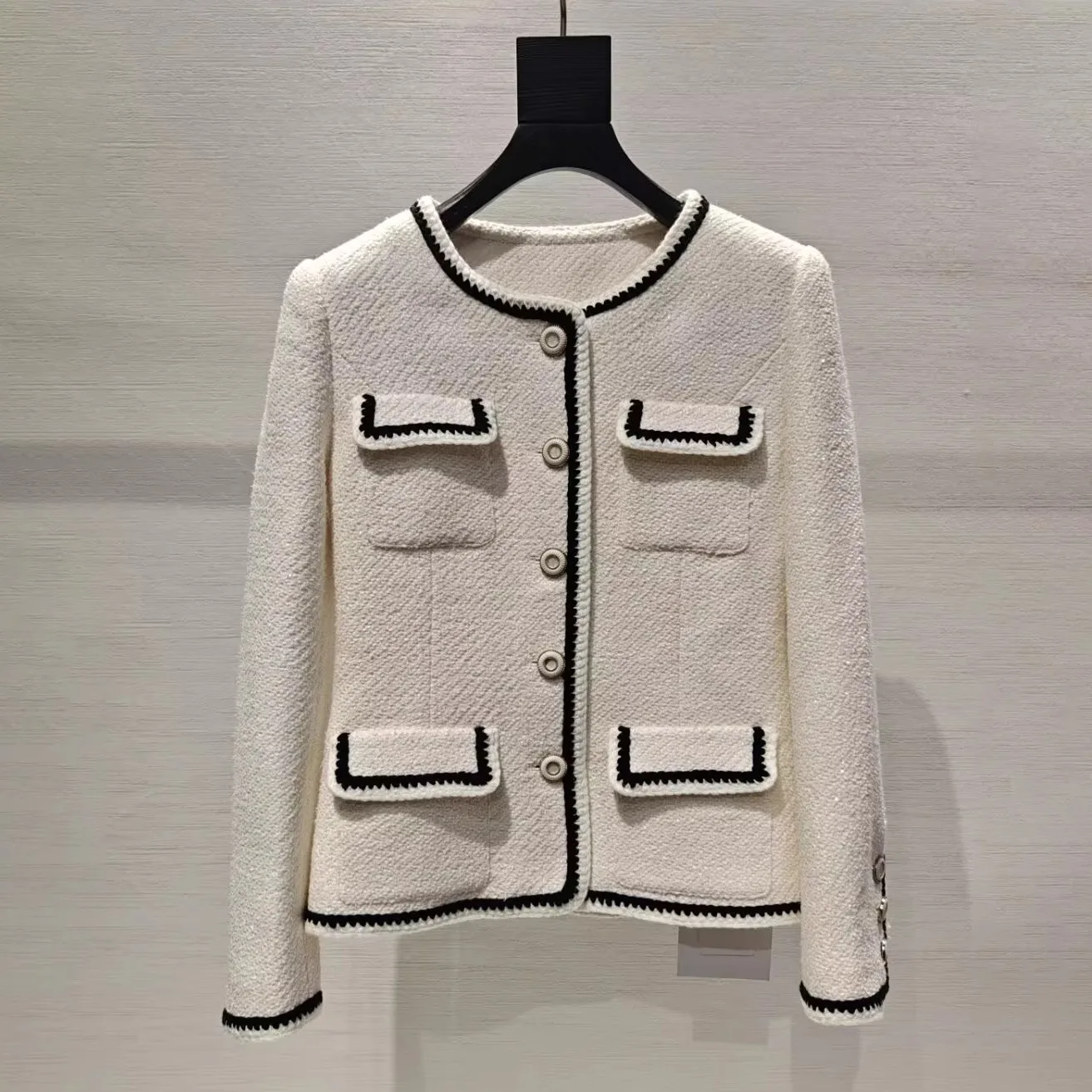 

Уникальное корейское белое короткое весеннее пальто для женщин в стиле «легкий люкс» с нотками элегантности, универсальное и модное