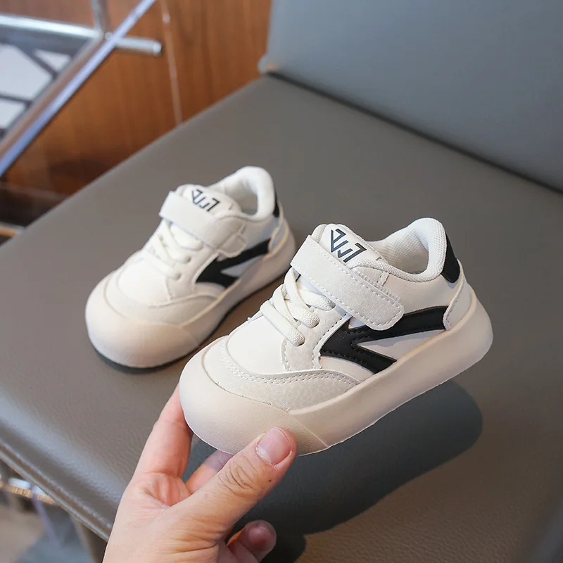 Sneakers Skin-Friendly per bambini scarpe da bambino per ragazzi con suola morbida versione moda di casual sn per ragazze