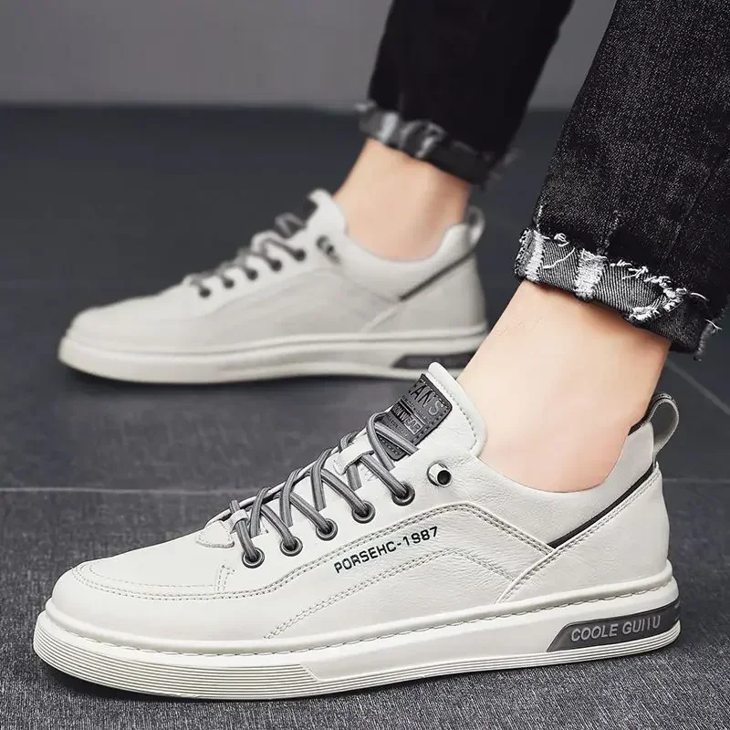 Men's Leather Casual Sneakers Waterproof Vulcanized Shoes  Comforthable Spring Sneakers Men Casual Shoes Plus Size 39-44