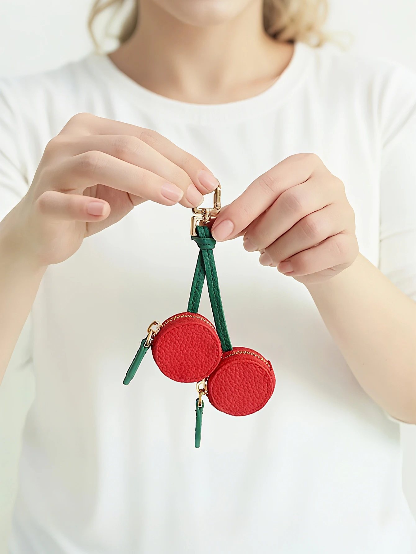 Fashion Personality Red Cherry Shape Fruit Pendant Coin Purse Mini Cute Keychain PU Leather Bag Pendant Small Bag Gift for Girls