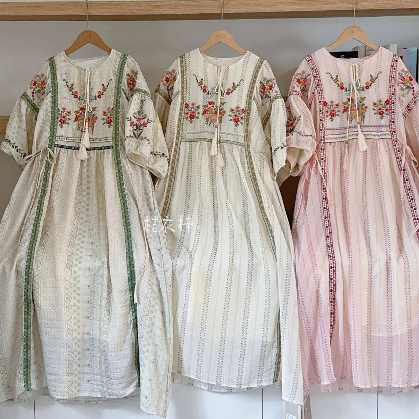 

Mori Style Literary Ethnic Short-Sleeve Floral Cotton Linen Dress Summer Embroidered Patchwork Tassel Vintage Long Dress