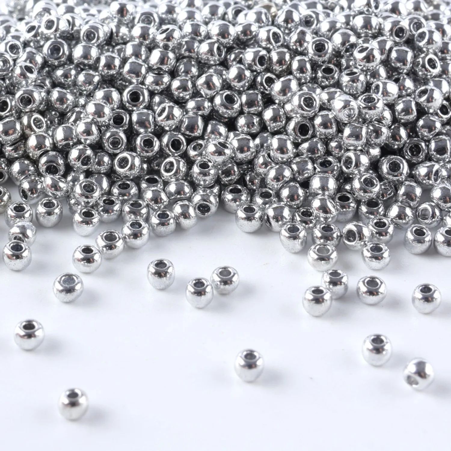 Domestic CJ 11/0 Metallische Runde Perlen Top Seed Beads 10g/Röhrchen Schmuckzubehör Geeignet für Verschiedene DIY- und Andere Handarbeiten – Detail 9