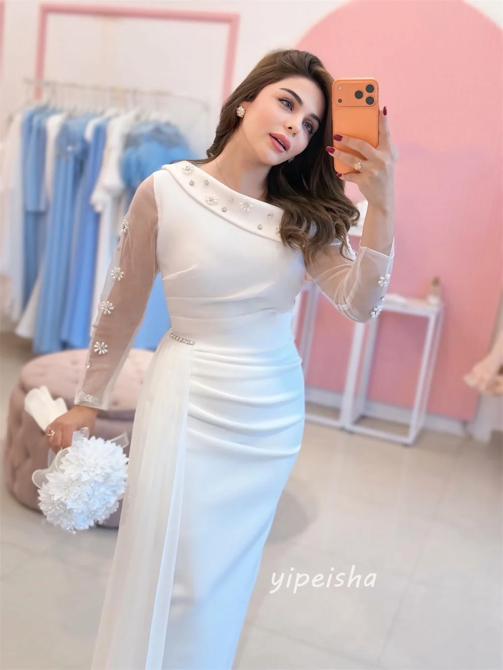 Personalizado blanco intrincado moda Jersey flor Rhinestone plisado sirena fuera del hombro vestidos largos vestidos de noche formales