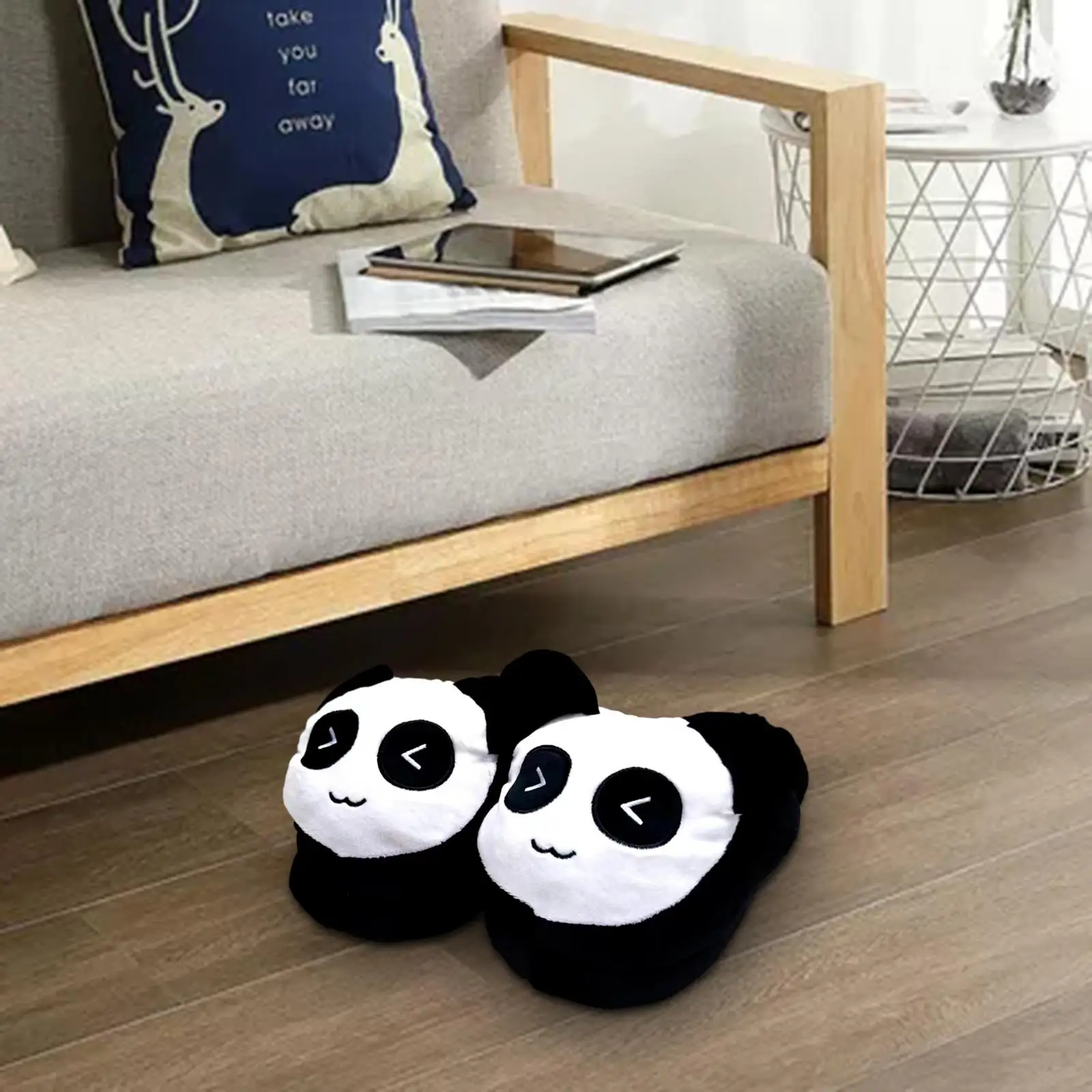 Panda Slippers Cute Plush Slippers Women Nonslip Funny Winter Warm Slippers for Living Room Bedroom Dorm Apartment Home Slippers