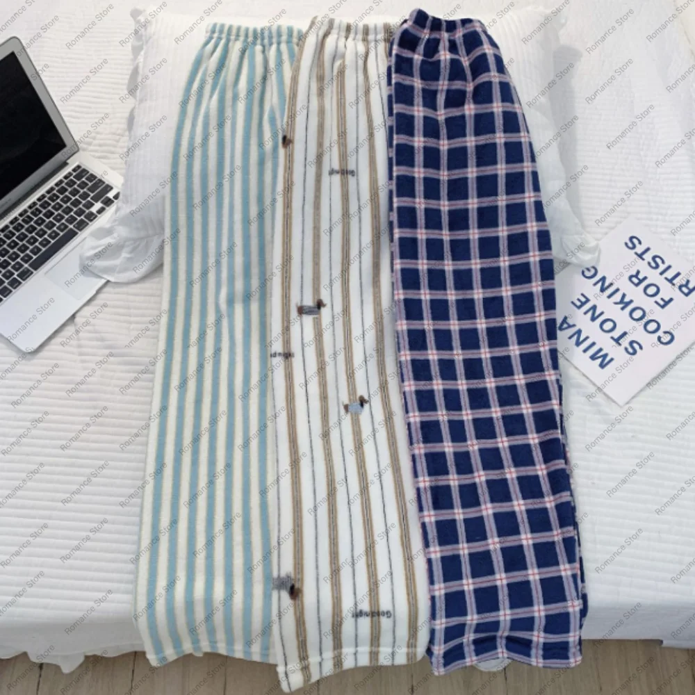 

Women's pajama pants for autumn and winter are warm and can be worn outside They are casual flannel home pants for men and women
