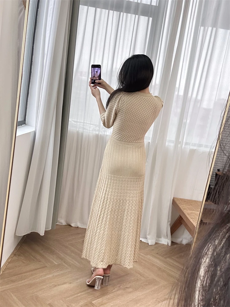 

Glitter dress women Mid length dress with gold yarn waistband knitted elegant temperament, 2024 summer new French styl