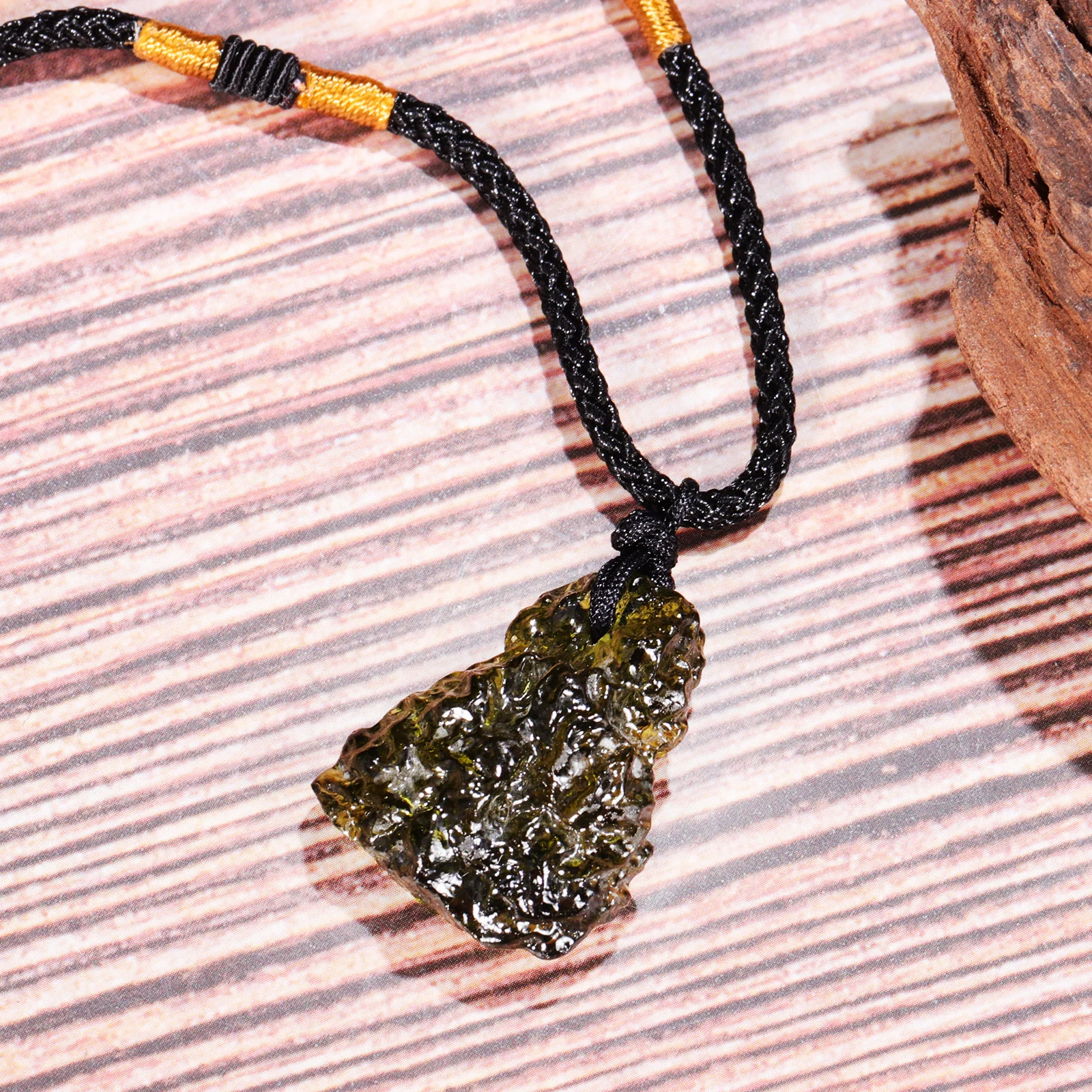 

1Pcs Meteorite Pendant Necklace Irregular Shape Unique Shiny Jewelry Accessory Family Gathering Party Meteorite Necklace