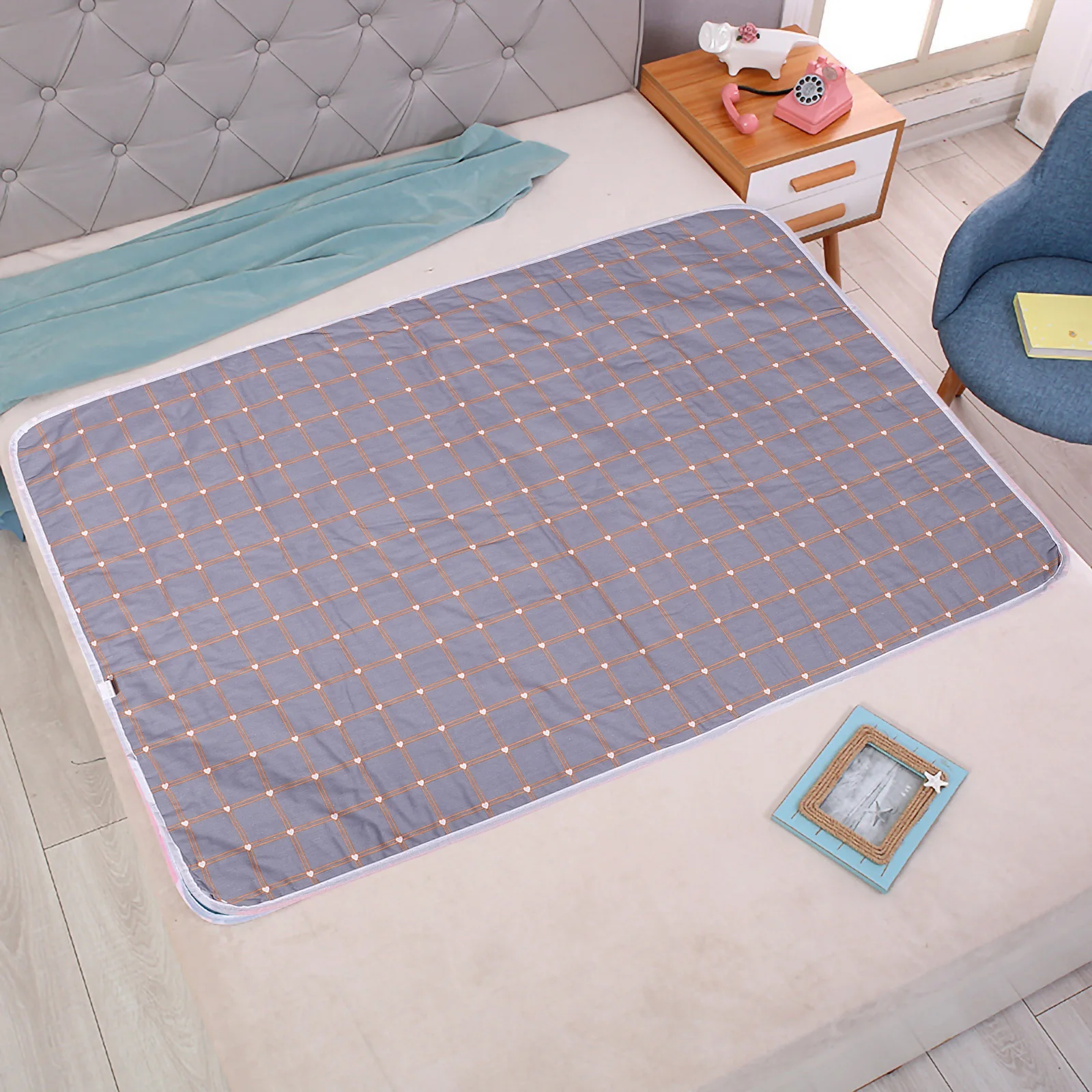 

Leak Proof Health Mat Waterproof And Breathable Care Pad 80x120CM For Elder Mattress Pure Cotton Pads