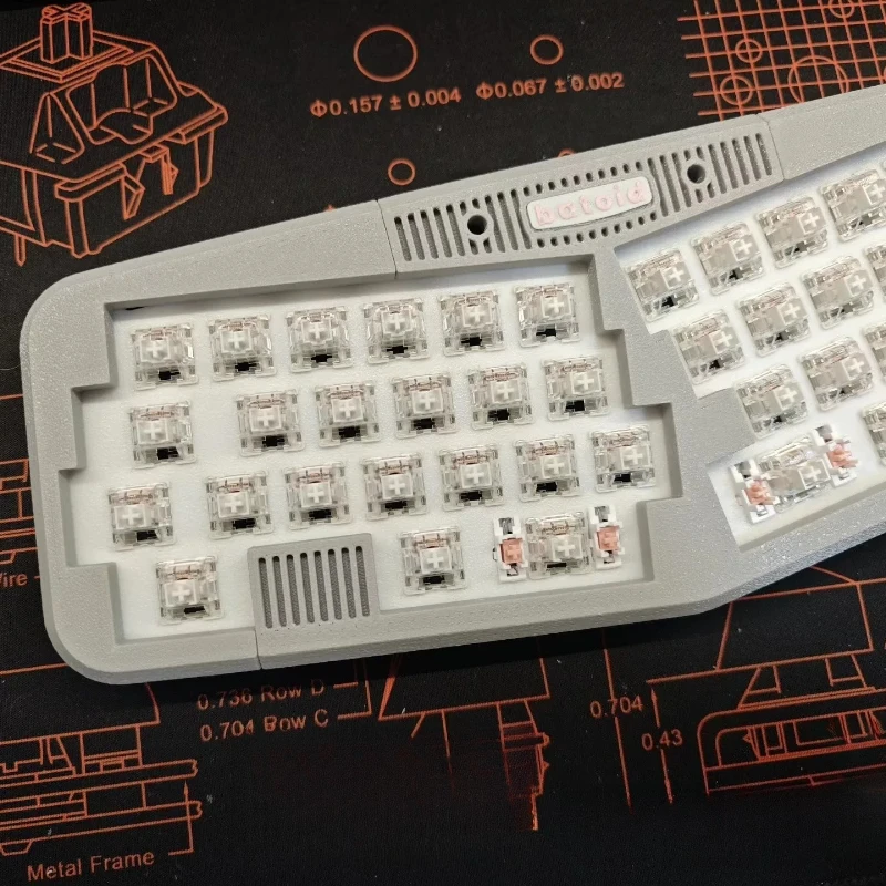 Tablet Accessories 3D Print - Alice Wired Keyboard Kit Customized Single-mode