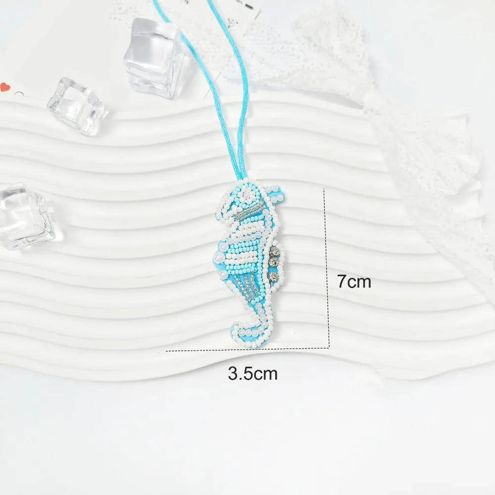 

Fashion Creative Rhinestone Beaded Keyrings 3D Handmade Patches Keychain Exquisite Pendant Keychain Bag Accessories