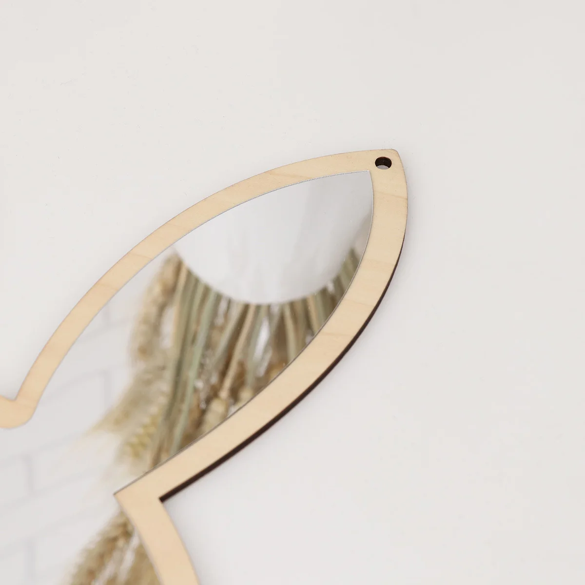 

Acrylic Rabbit Small Mirror Clear Self-Adhesion Wall Sticker Cartoon Nursery Kids Room Decoration Safe for Children