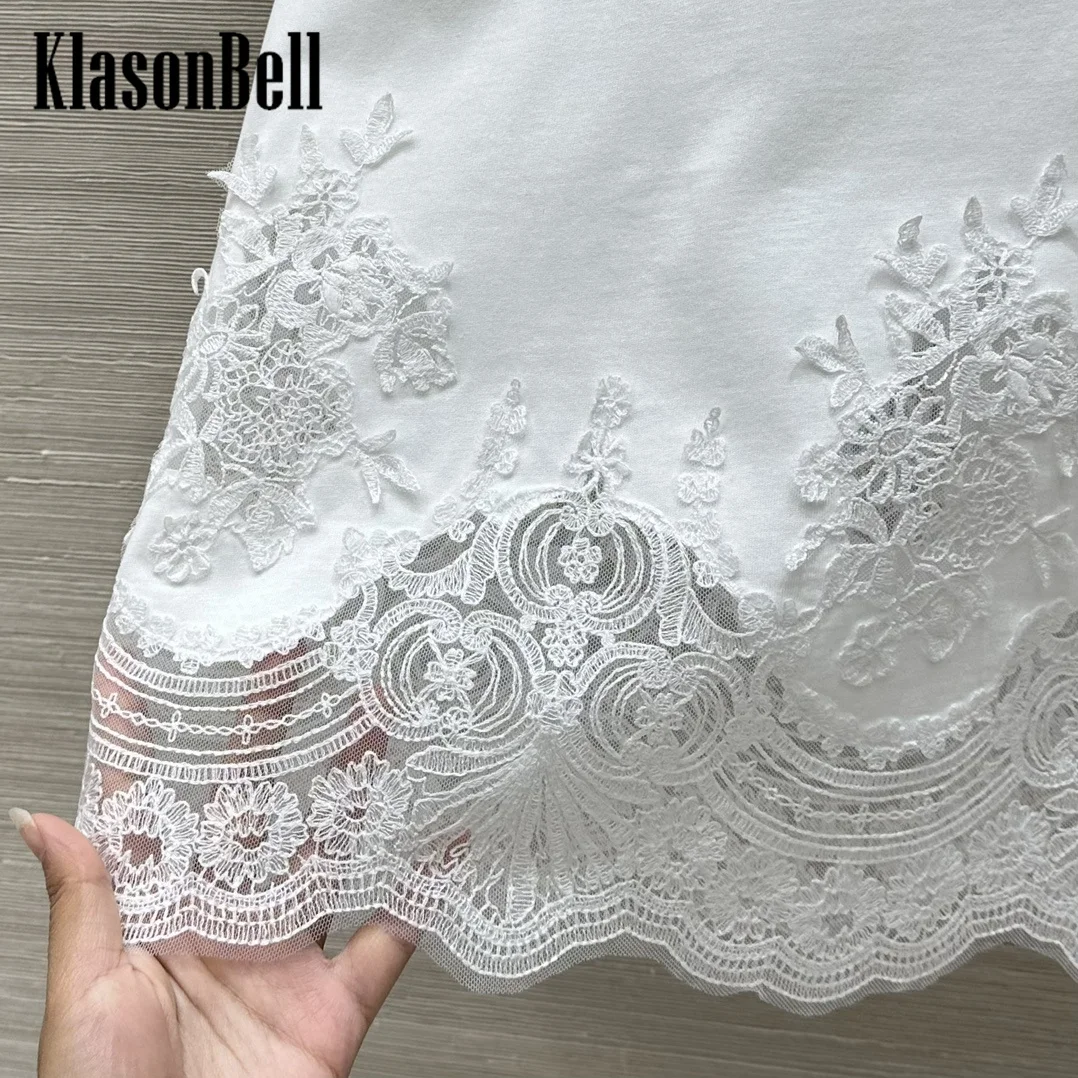 1.19 KlasonBell, camiseta informal clásica con cuello redondo y dobladillo de flores bordado de encaje de alta calidad con temperamento de algodón empalmado para mujer