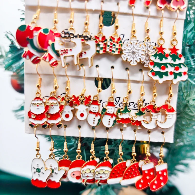 40PCS Cute Christmas Series Earring Set, Perfect for Christmas Outings, Surprise Gifts, and Family Sharing