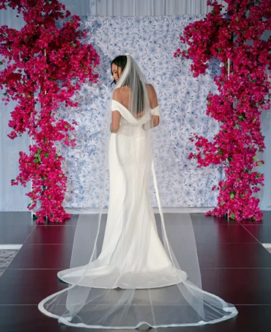 2024 Simple Wedding Dresses Side Slit Custom Made Formal Bridal Grown Off The Shoulder Pleat Soft Satin Mermaid  Rode De Morrie