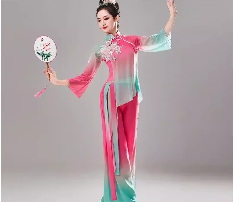 

New Fan Dance Set With Chinese Classical Dance Costumes