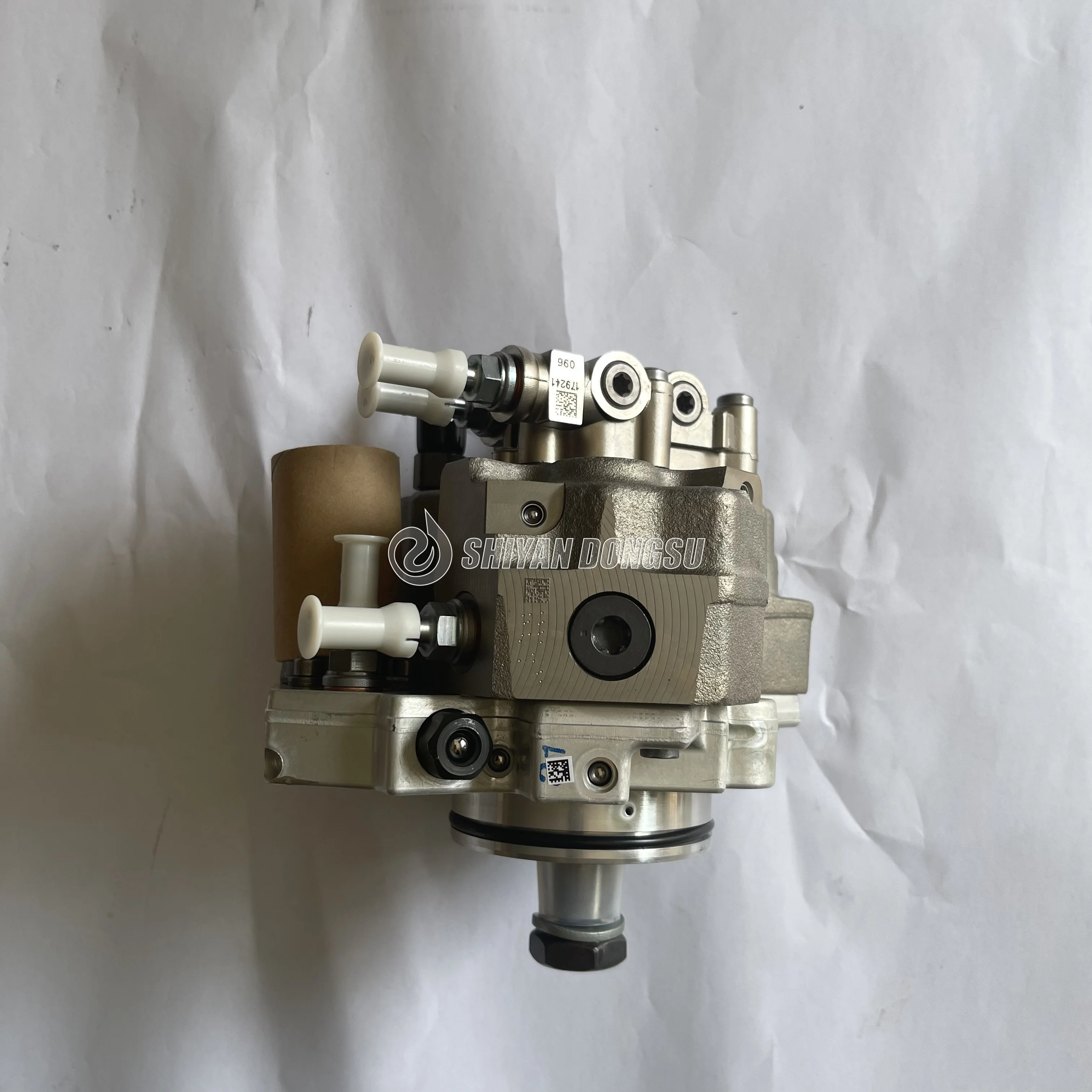 Genuine New ISF 3.8 4B 3.9 4BT diesel engine fuel injection pump 0445020150 5264248