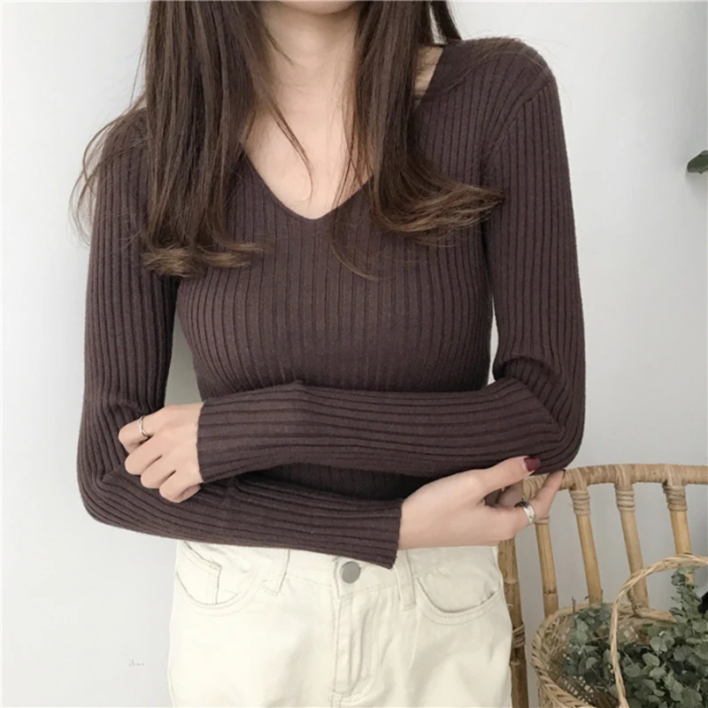 Koreański jesienny sweter z dekoltem V Dzianinowe swetry modowe 2024 Slim Zimowe topy dla kobiet Pullover Jumper Pull Femme Truien Dames