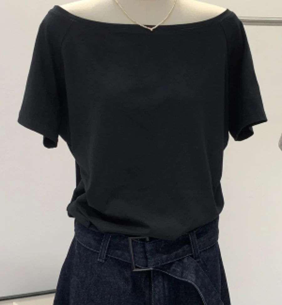 

One Neck Off Shoulder Short Sleeved T-Shirt For Summer 2025, New Loose And Slim Sloping Shoulder Top For Women